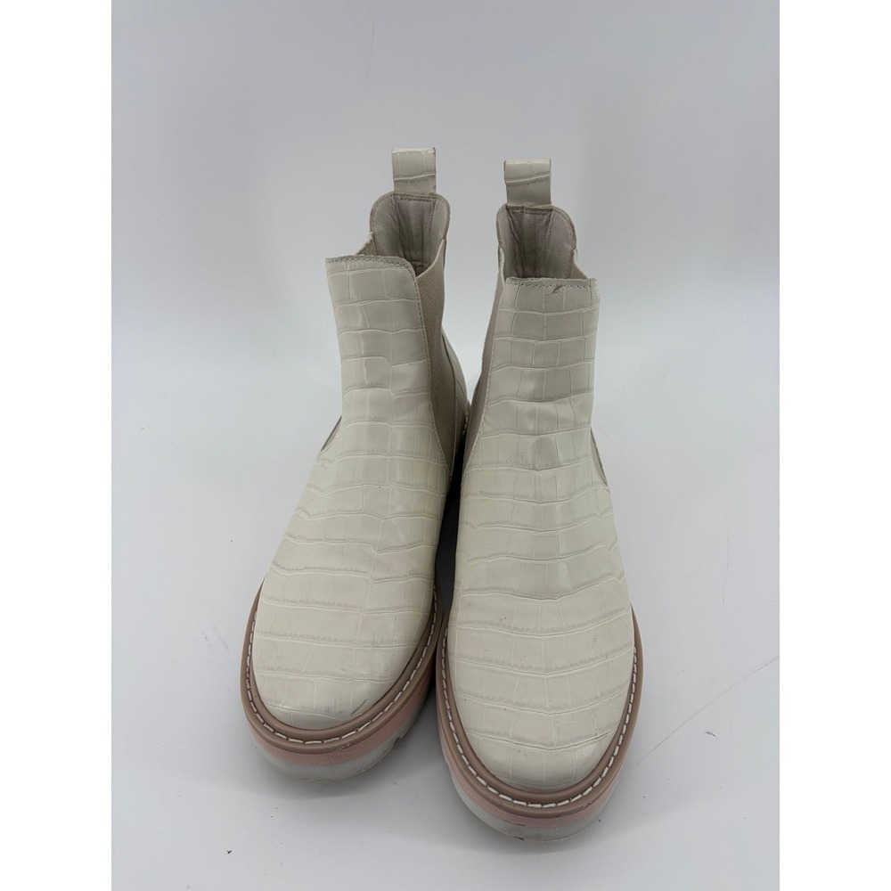 Dolce Vita, Tazmin Ivory Croc, Pull On Ankle Boots, Women's Size 8.5